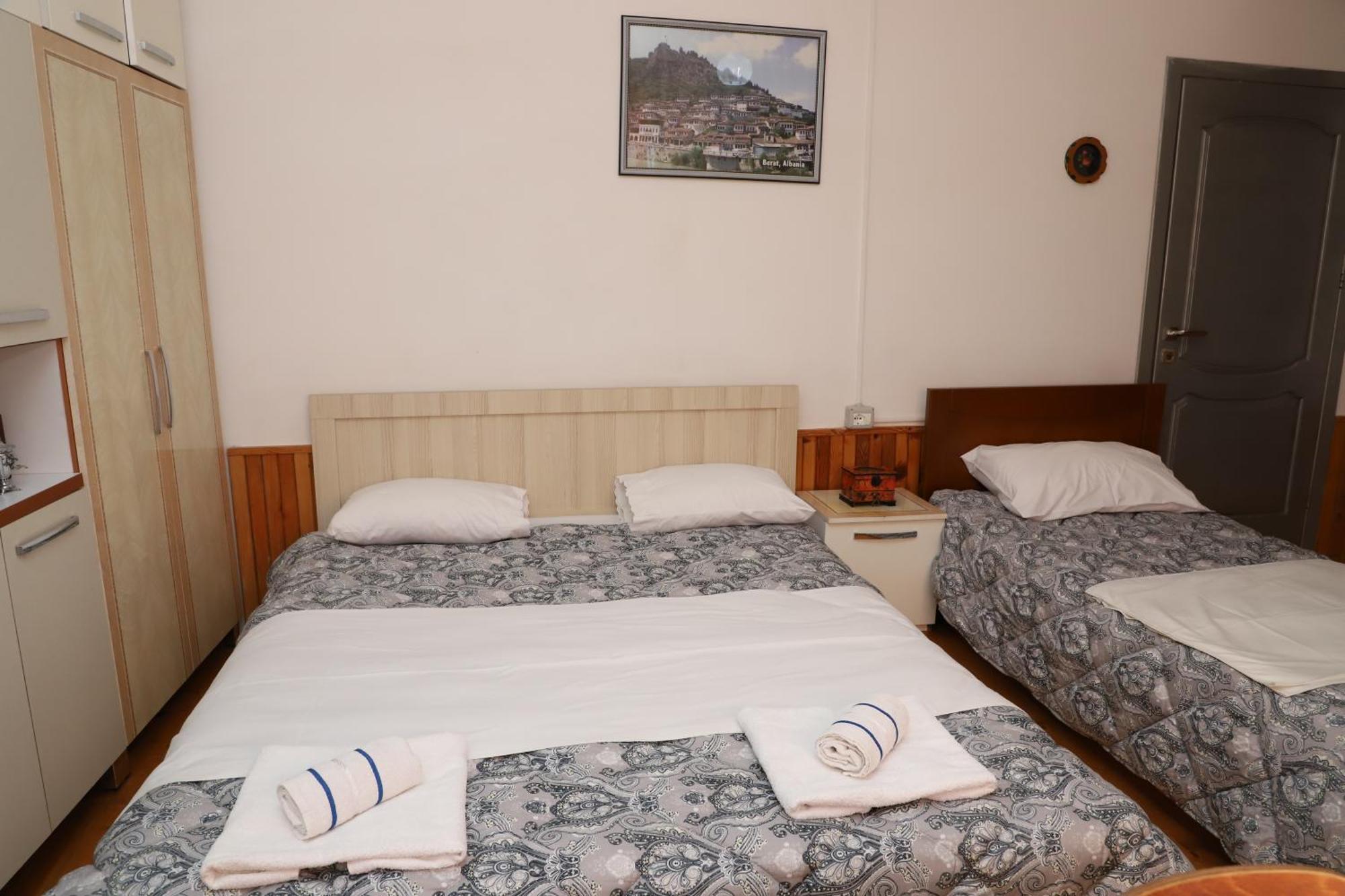 Elvi Aerd Apartment Berat Kültér fotó